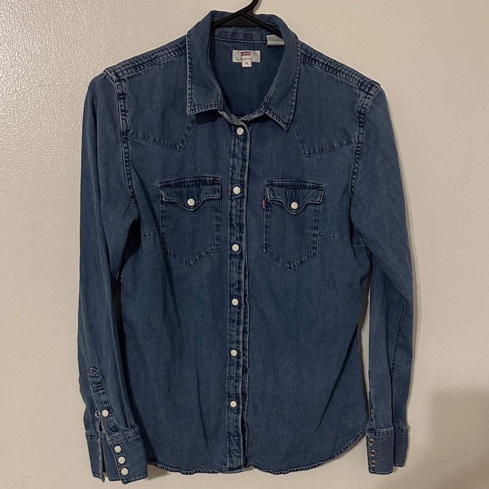 Levi's Classic Indigo Denim Shirt